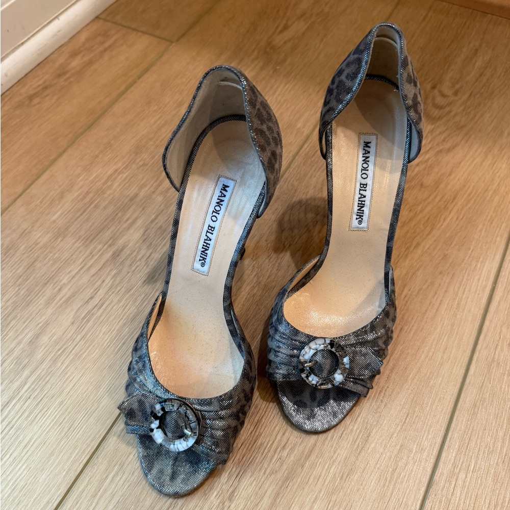 Manolo Blahnik Black and Gray Patterned Heels